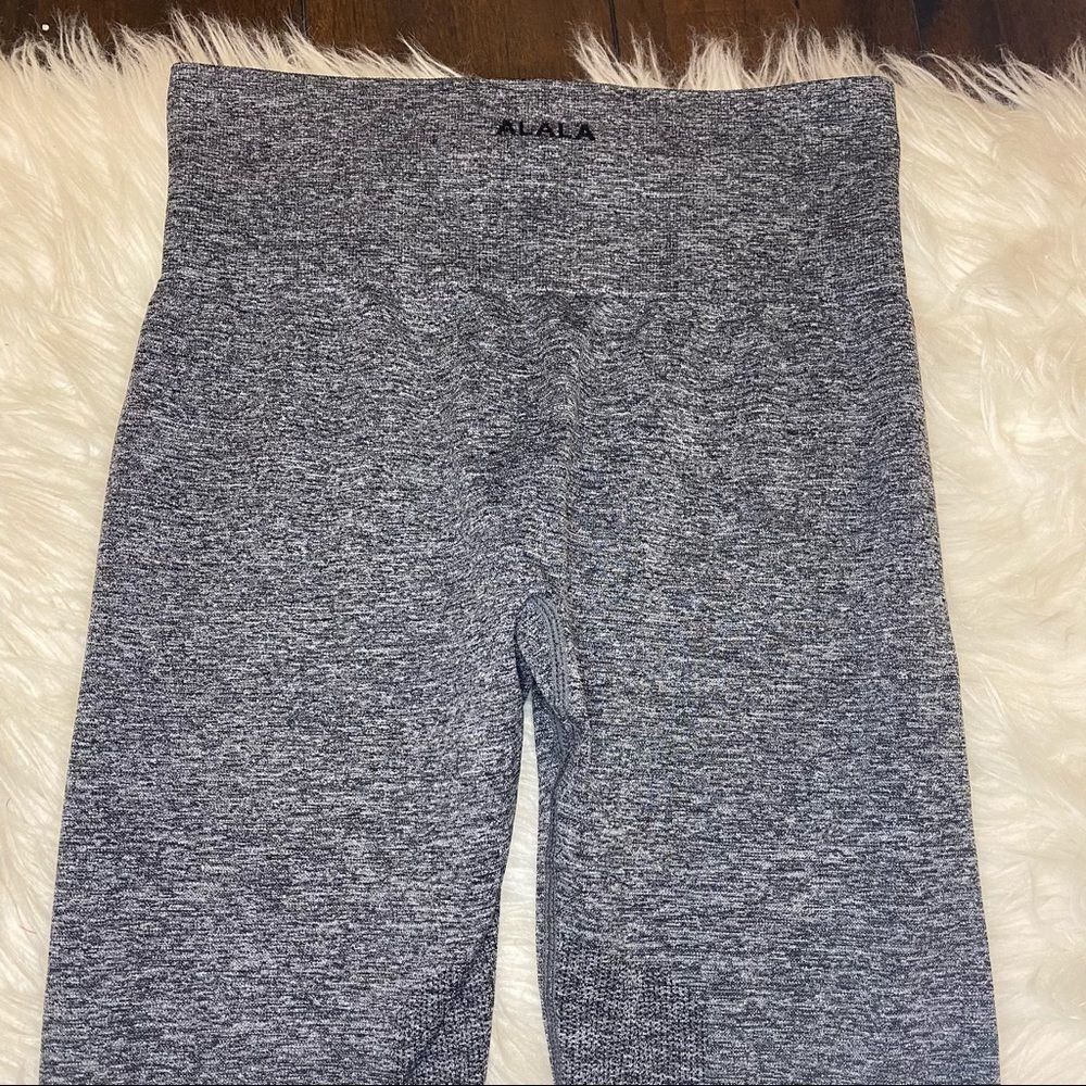 Alala Gray Camo Seamless Tight Size Small - image 6